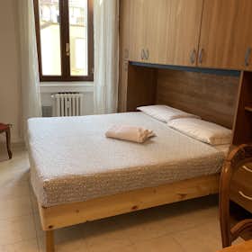 Studio for rent for €950 per month in Milan, Via Giulio e Corrado Venini