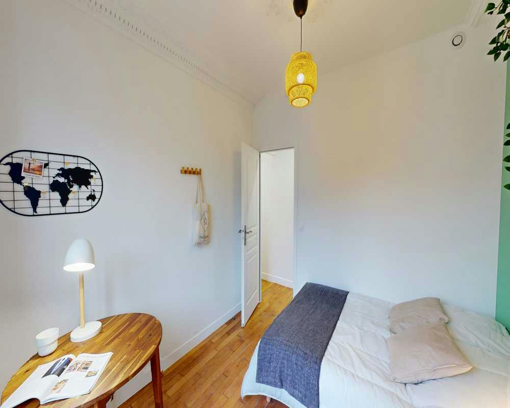 Private room for rent on Rue Chaligny, Paris - Vue 3