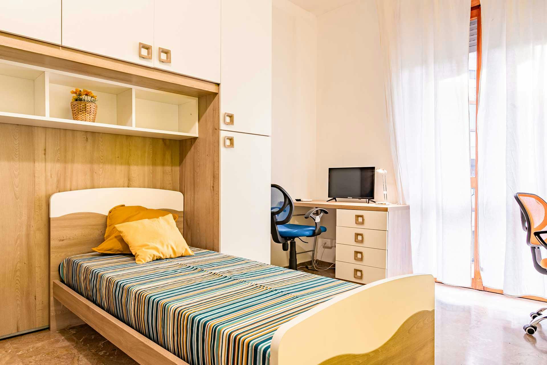 Cameră comună de închiriat pentru 482 EUR pe lună în Milan, Viale Enrico Martini