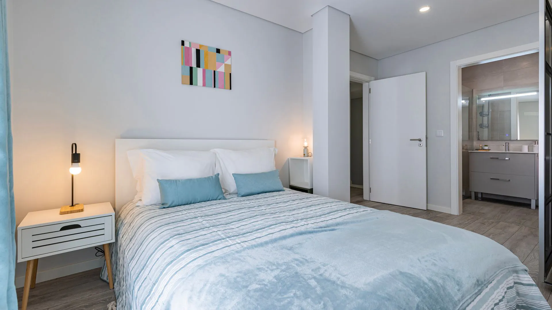 2-Bedroom Apartment in Calçada do Galvão, Lisbon (1485577) ROOM 1