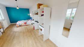 私人房间 正在以 €406 的月租出租，其位于 Angoulême, Rue de Bordeaux