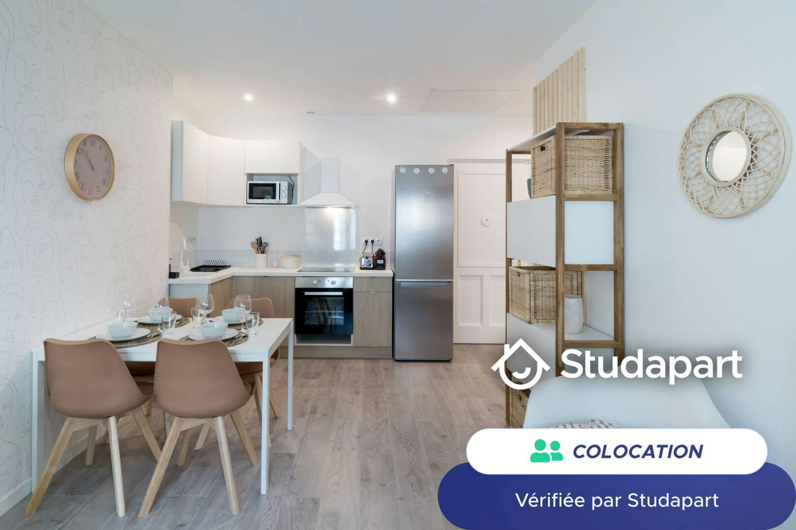 Pokój prywatny do wynajęcia za 465 € miesięcznie w mieście Toulon, Rue Picot