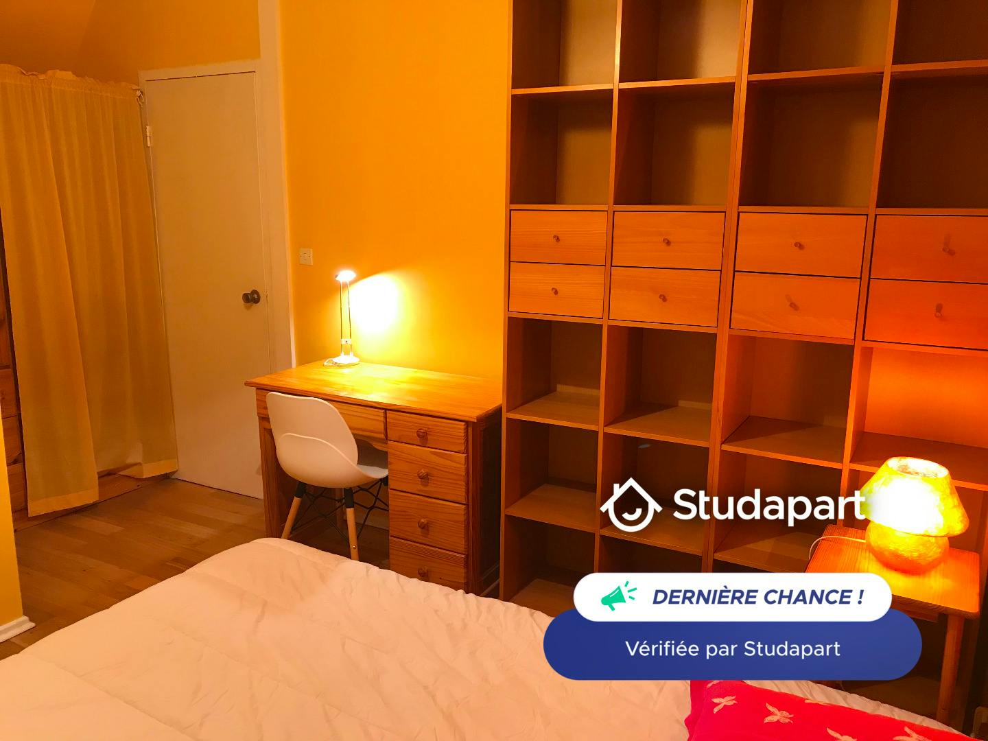 Private room for rent on Rue de la République, Torcy - Mynd 3