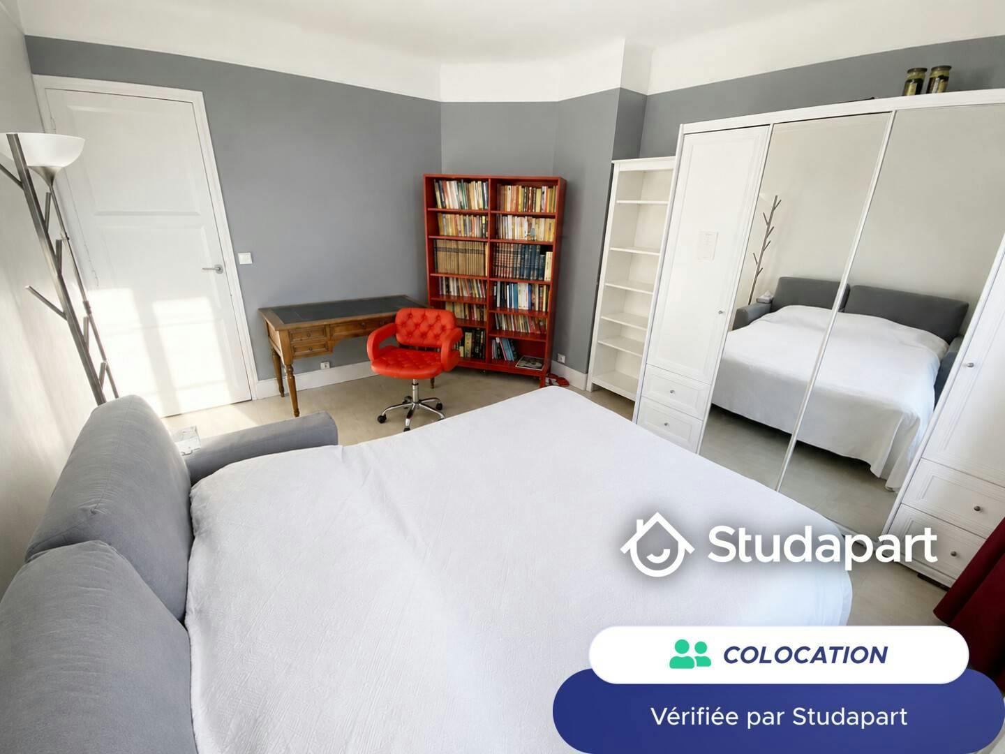 Private room for rent on Rue de la Chine, Paris - Vue 3