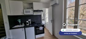 公寓 正在以 €540 的月租出租，其位于 Niort, Rue du 24 Février
