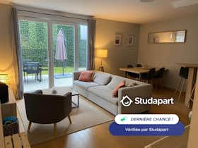 私人房间 正在以 €700 的月租出租，其位于 Blaesheim, Rue des Roses