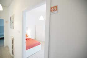 Privé kamer te huur voor € 550 per maand in Naples, Viale Colli Aminei