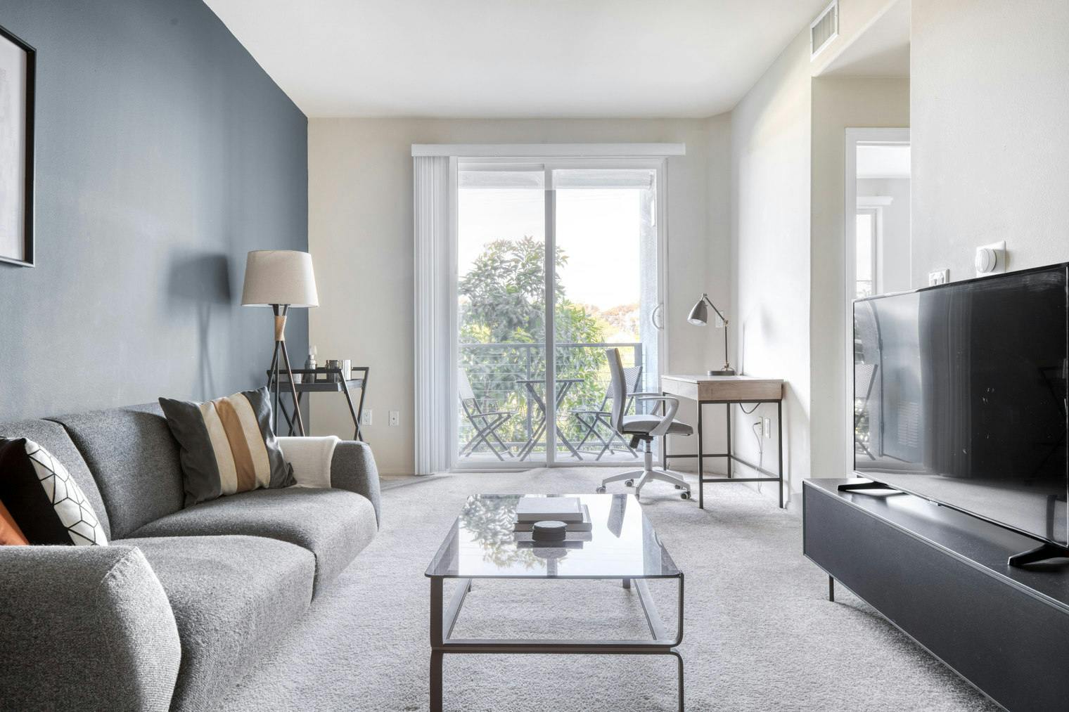 Apartment for rent for $5,624 per month in Los Angeles, Westlawn Avenue