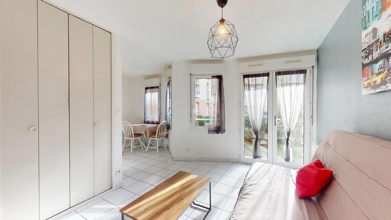 Kawalerka do wynajęcia za 490 € miesięcznie w mieście Reims, Rue de Pargny