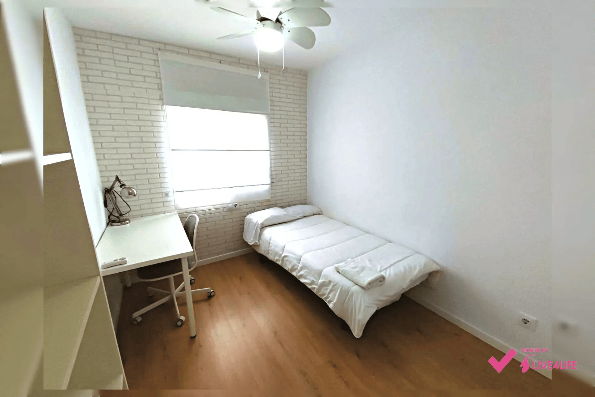 Double room Valencia, 15m² — photo 2
