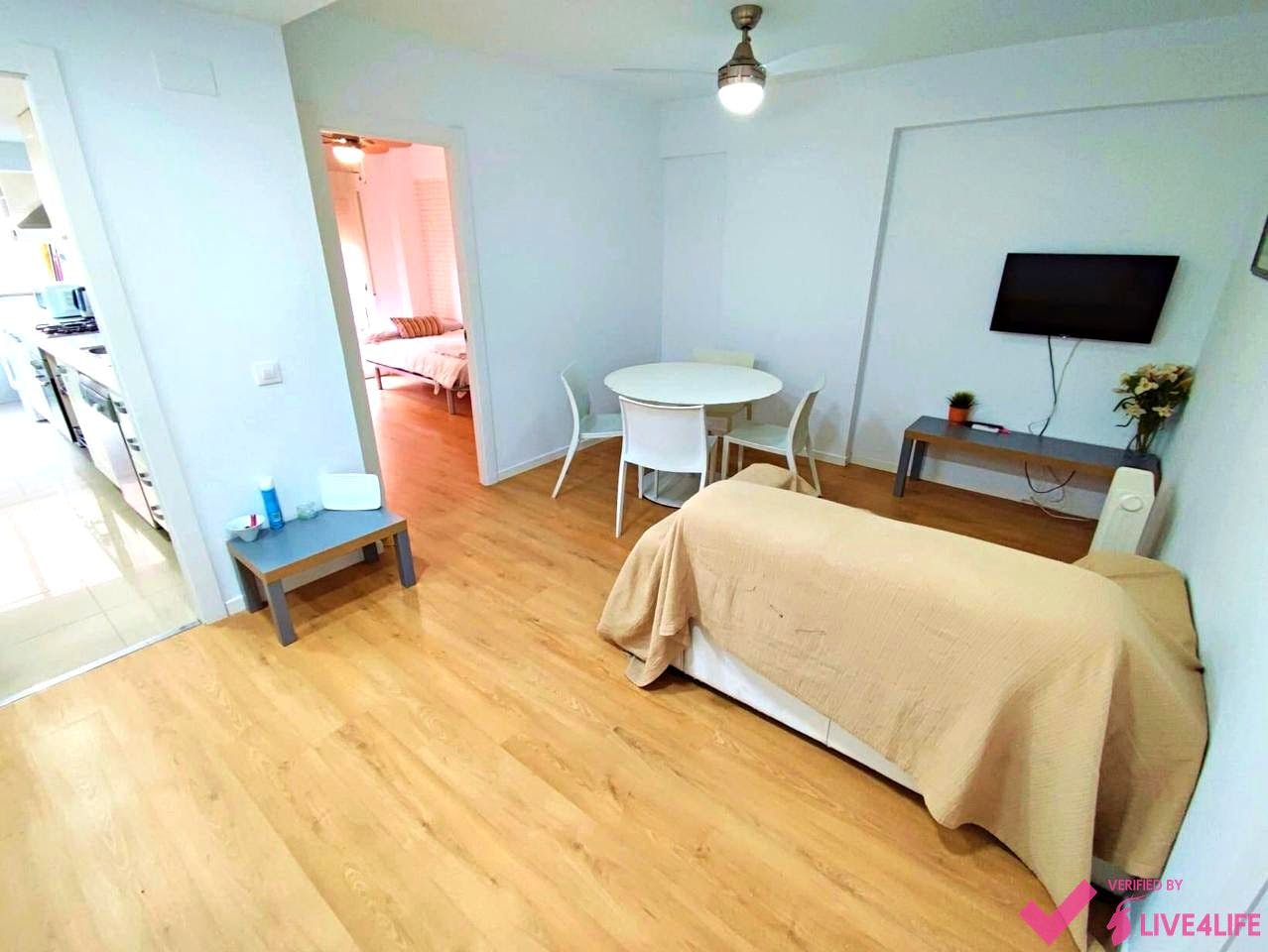 Double room Valencia, 15m² — photo 30