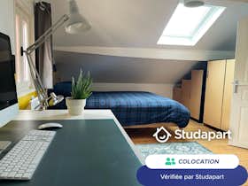 Private room for rent for €600 per month in Pierrefitte-sur-Seine, Rue de la Butte Pinson