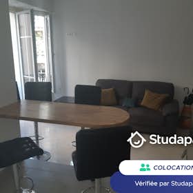 Private room for rent for €670 per month in Nice, Rue de Paris