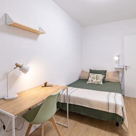 Private room for rent for €500 per month in Valencia, Carrer de Josep Benlliure