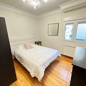 Privé kamer te huur voor € 400 per maand in Santander, Calle Alcázar de Toledo