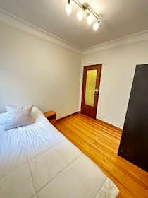 私人房间 正在以 €340 的月租出租，其位于 Santander, Calle Alcázar de Toledo