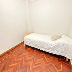 Privé kamer te huur voor € 300 per maand in Santander, Calle Alcázar de Toledo