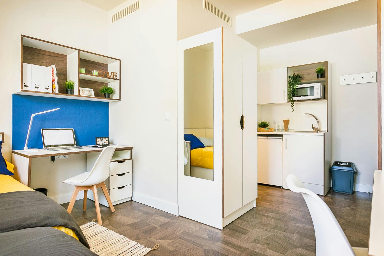 preview gallery tile