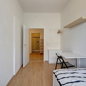 Chambre privée à louer pour 440 €/mois à Stuttgart, König-Karl-Straße