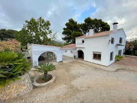 House for rent for €4,500 per month in Polop, Partida Bovalar