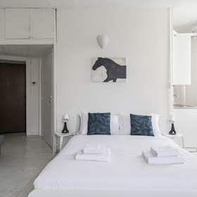 公寓 正在以 €1,663 的月租出租，其位于 Milan, Via Giuseppe Meda
