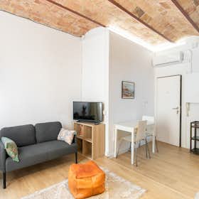 Apartment for rent for €990 per month in Barcelona, Carrer de Picalquers
