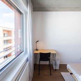 WG-Zimmer for rent for 720 € per month in Frankfurt am Main, Gref-Völsing-Straße