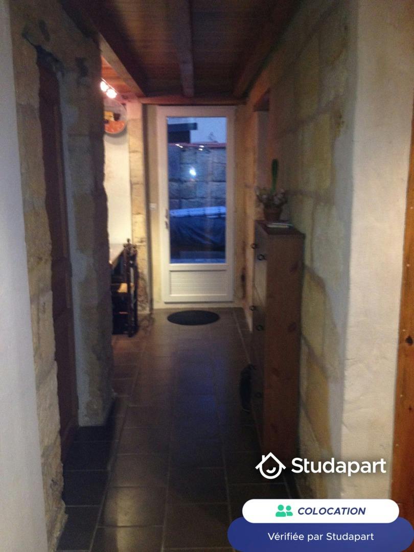 Private room for rent on Rue de Navarre, Bordeaux - Vue 5