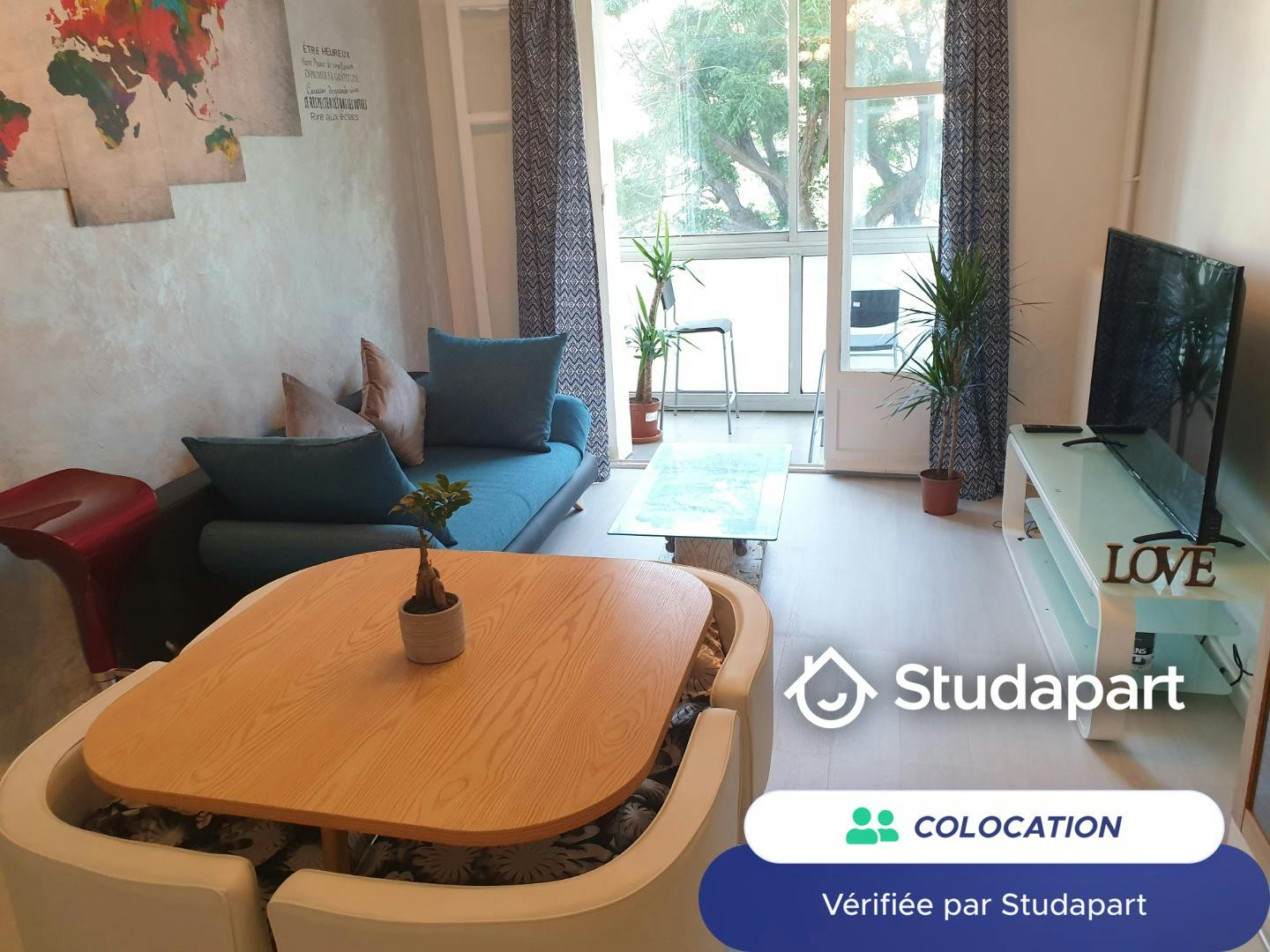 Private room for rent on Rue de Turenne, Toulon