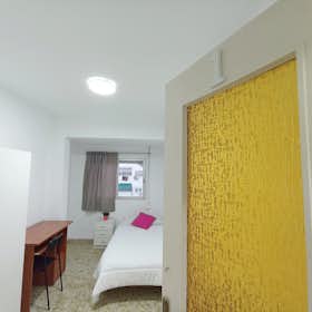 Shared room for rent for €330 per month in Valencia, Carrer de Borriol