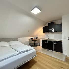 单间公寓 正在以 €895 的月租出租，其位于 Pattensen, Schöneberger Straße