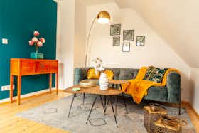 Appartement te huur voor € 2.500 per maand in Leimen, Johannes-Reidel-Straße