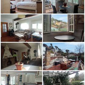 Private room for rent for €650 per month in Sant Cugat del Vallès, Passatge dels Til.lers