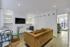 公寓 正在以 £3,502 的月租出租，其位于 London, Ferndale Road