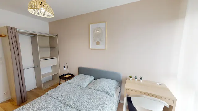 Private room in Boulevard Général Vanier, Caen (1486956) room image 2