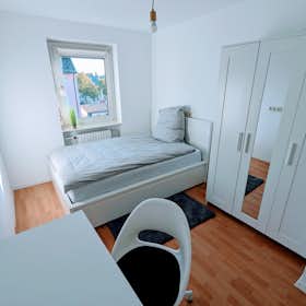 Private room for rent for €850 per month in Munich, Franz-Metzner-Straße