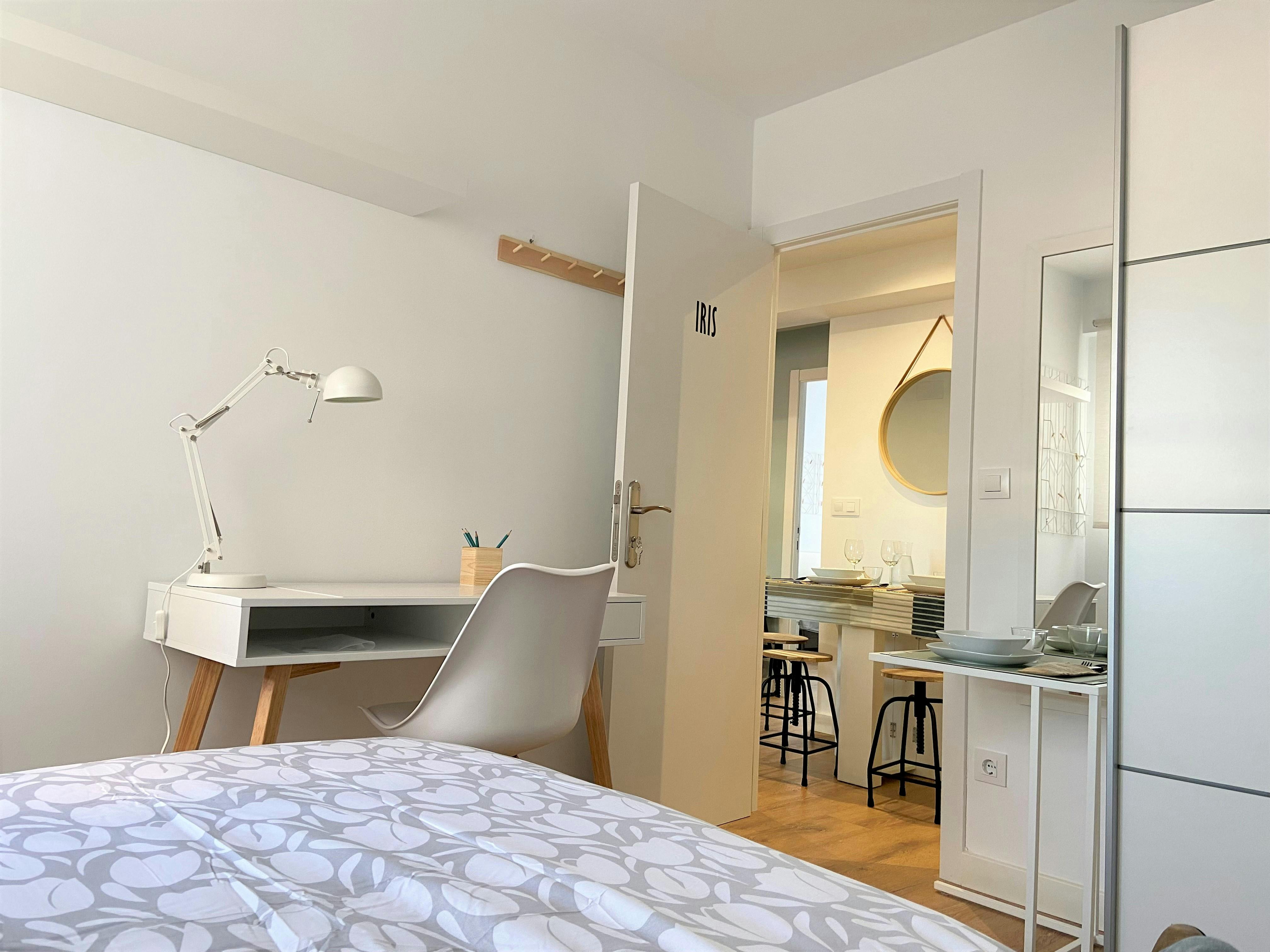 WG-Zimmer zu mieten für 420 € pro Monat in Zaragoza, Paseo de Calanda
