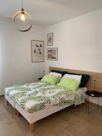 Lägenhet att hyra för 1 200 € i månaden i Udine, Via Paolo Sarpi