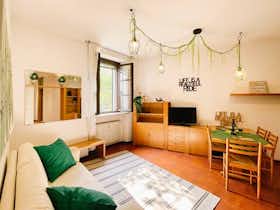 公寓 正在以 €1,200 的月租出租，其位于 Udine, Via Jacopo Marinoni