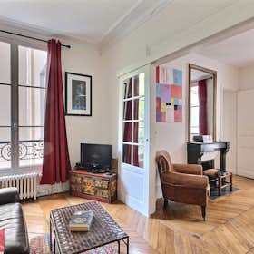 Apartment for rent for €2,051 per month in Paris, Avenue Bosquet