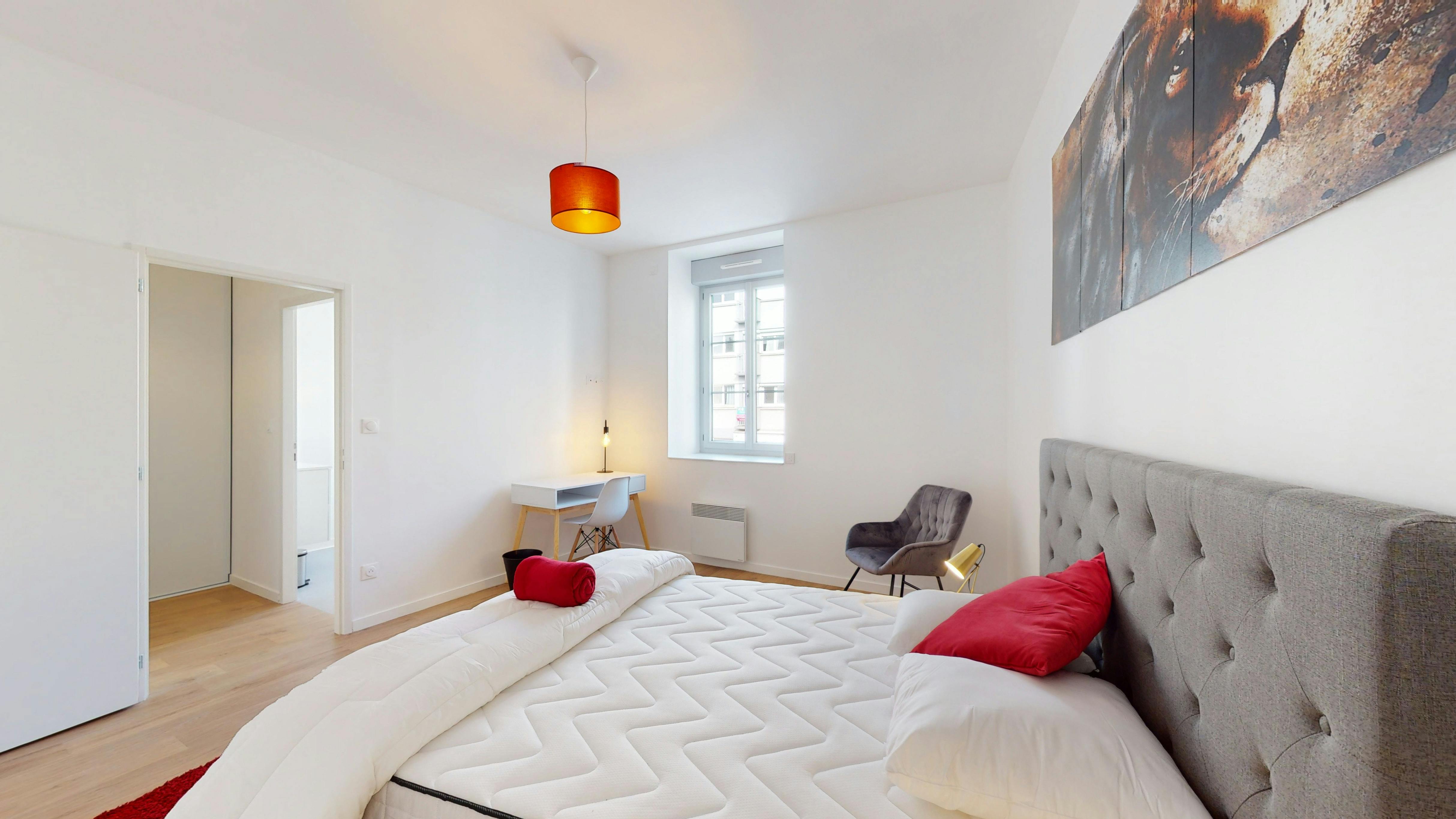 Private room in Boulevard Victor Hugo, Nantes (1487051) room image 9
