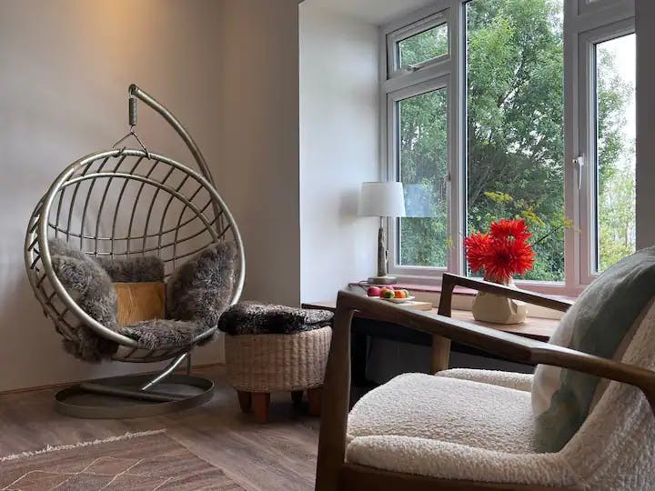 公寓 正在以 £6,000 的月租出租，其位于 Clevedon, Wellington Terrace