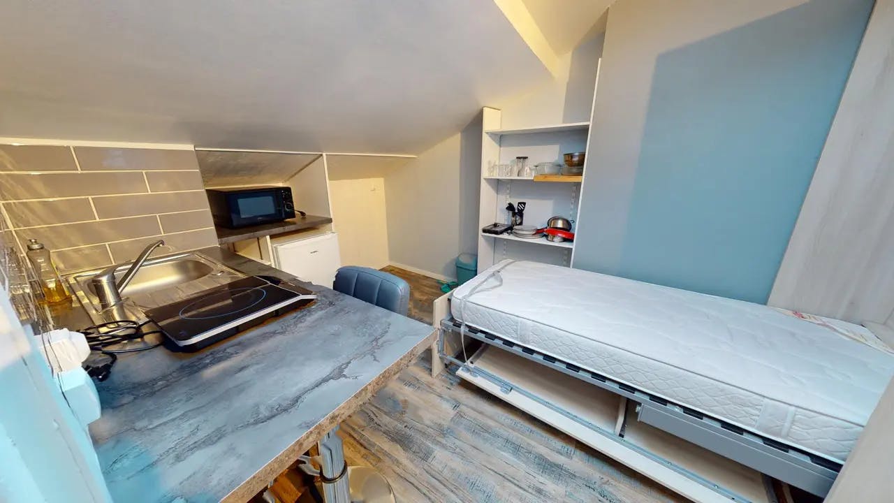 Studio à louer pour 280 €/mois à Angoulême, Avenue Gambetta