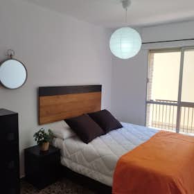 Private room for rent for €360 per month in Murcia, Calle San Leandro