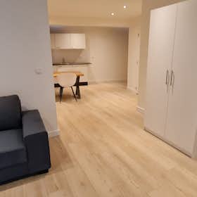 Appartement for rent for 1 965 € per month in Eindhoven, Hastelweg