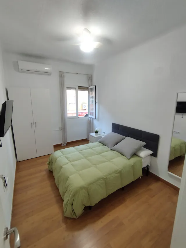 Private room in Calle Enrique Ayuso Miró, Murcia (1487178) room image 1