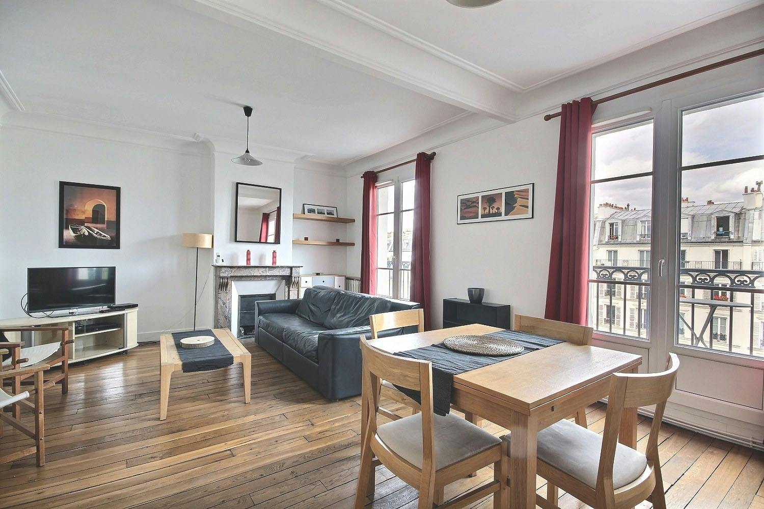 Boulevard Voltaire, Paris preview