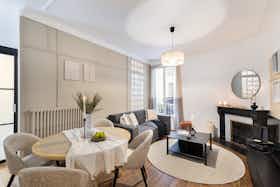 Apartment for rent for €4,127 per month in Paris, Rue du Faubourg Saint-Martin