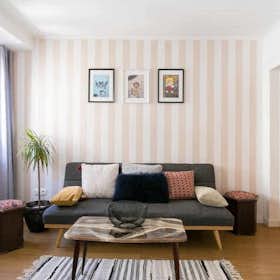 Apartment for rent for €4,000 per month in Lisbon, Rua da Silva