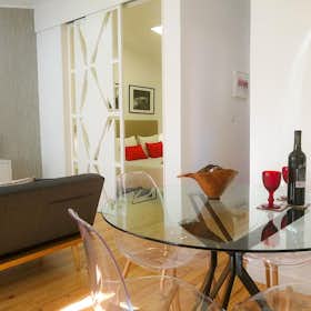 Apartment for rent for €4,000 per month in Lisbon, Beco do Penabuquel